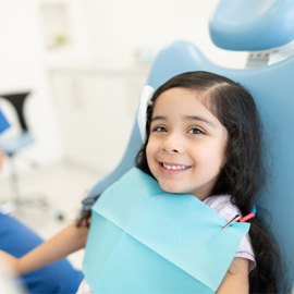 Young child visiting the emergency dentist in Midland, TX